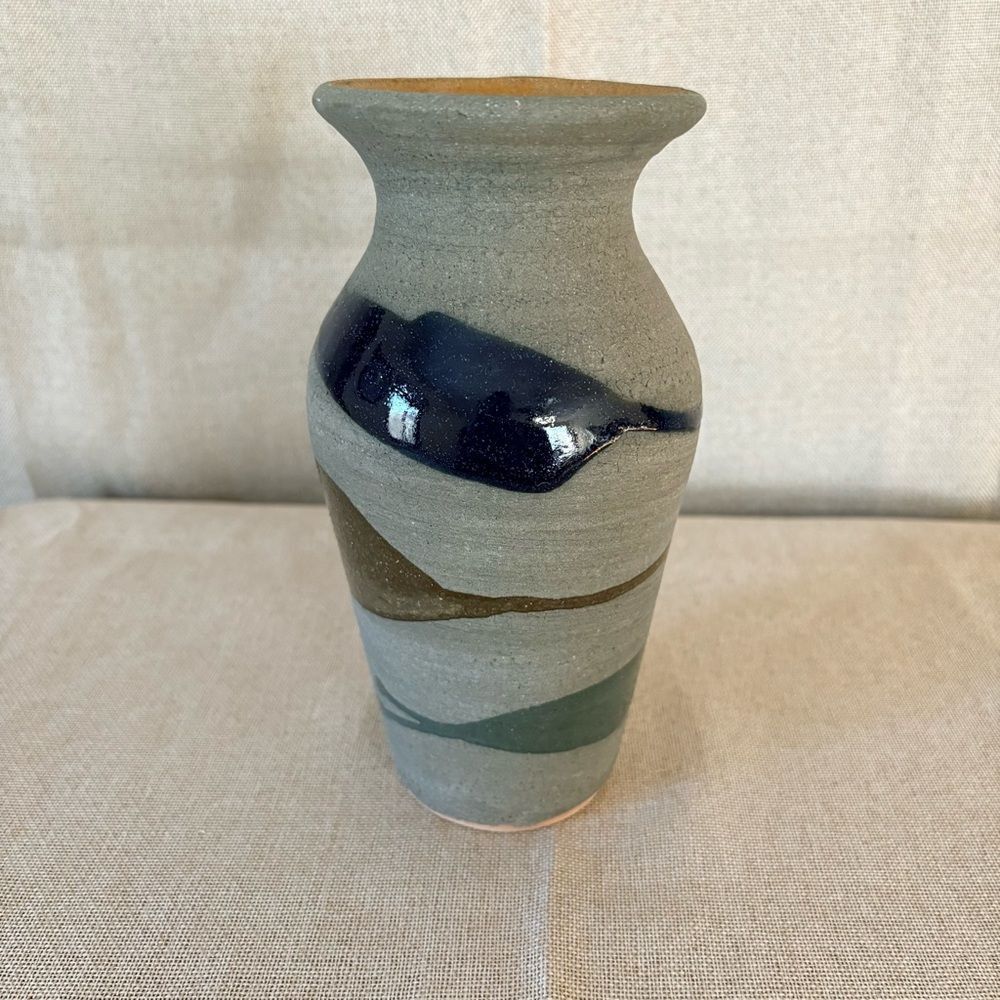Vintage Handmade Dominican Republic Studio Pottery Vase Stoneware